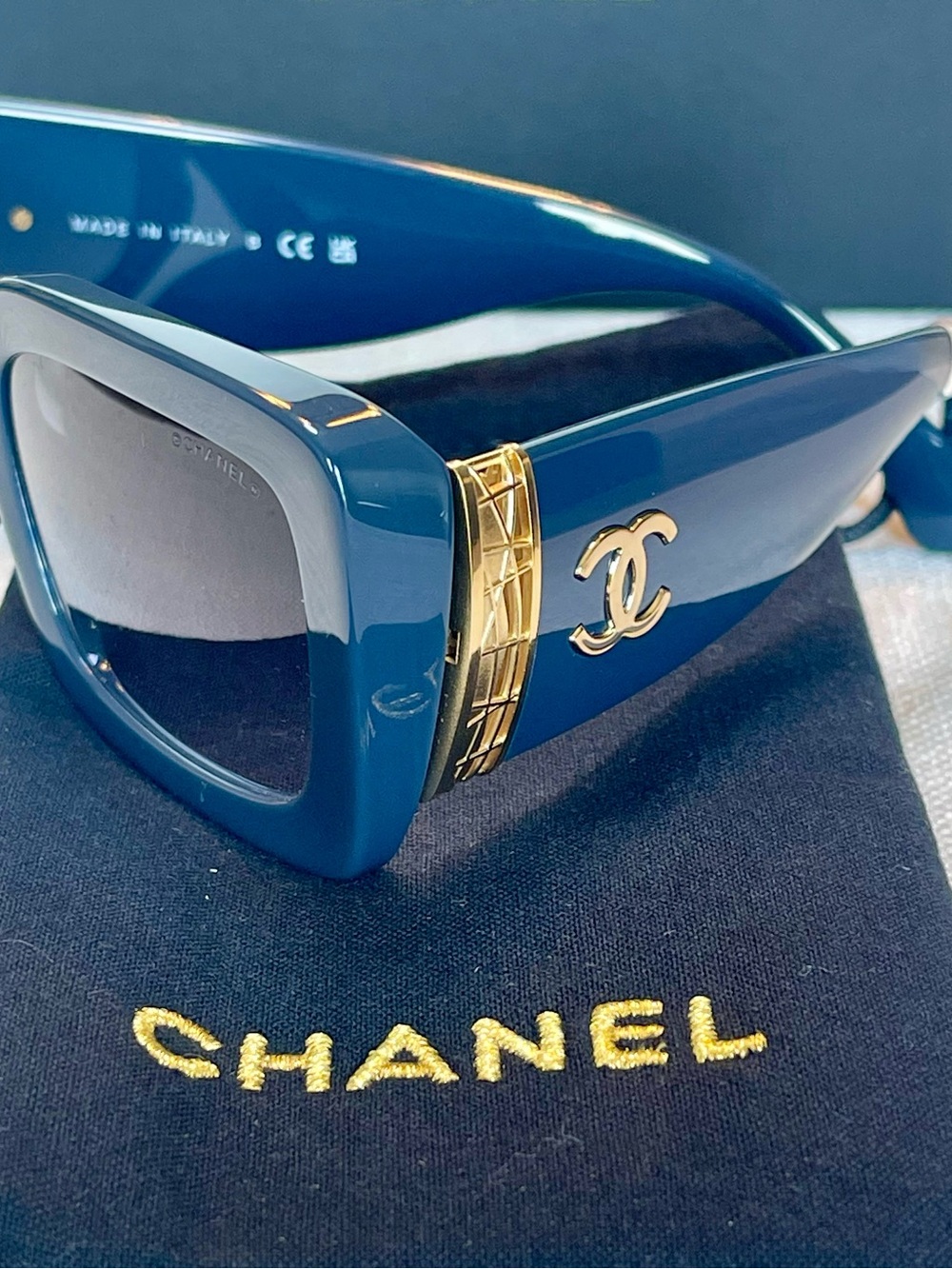 NWT CHANEL PETROL BLUE FRAME GOLD JEWEL METAL WEAVE ACCENTS CH553A FULL SET COA - Picture 3 of 17